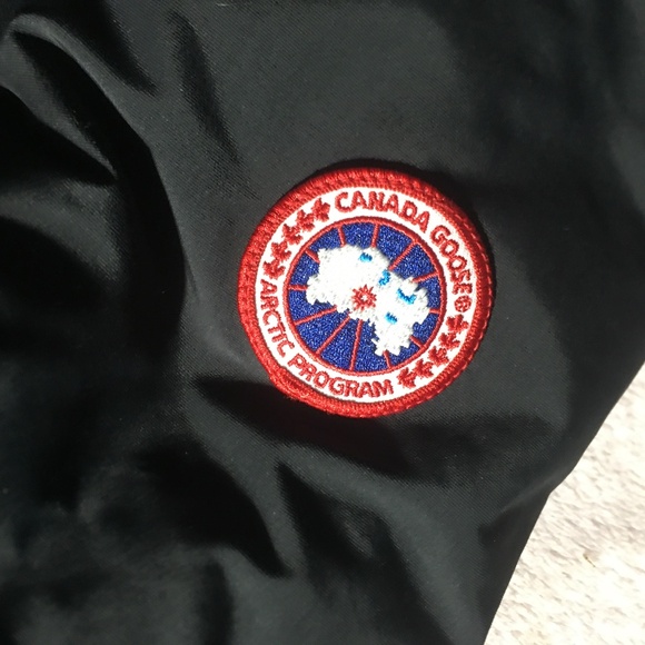 Canada Goose XL winter jacket - Picture 1 of 4